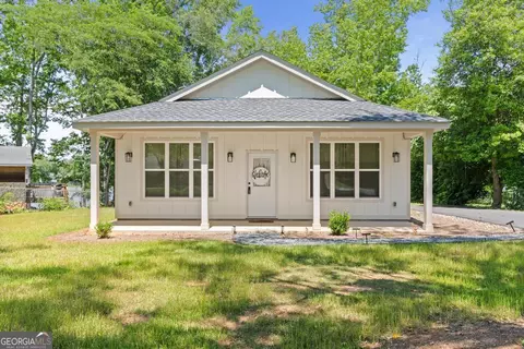 23 Skyland Dr W, Locust Grove, GA 30248