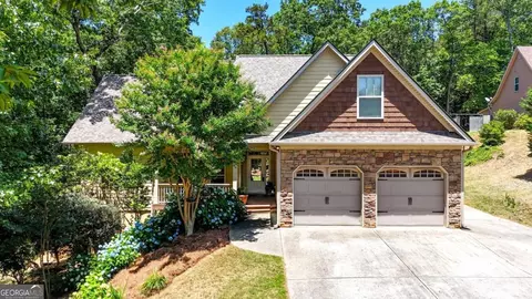 34 Laurel Way NE, White, GA 30184