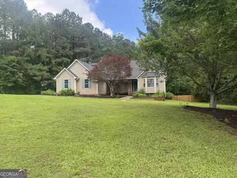 803 Pointe Trl, Locust Grove, GA 30248
