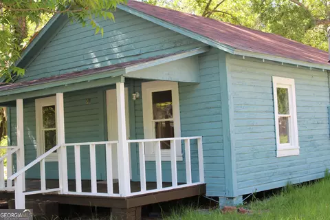 311 W 11th St, Tifton, GA 31794