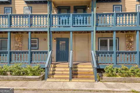 26-105 Midway St UNIT 108 BUT DOOR #105, Helen, GA 30545