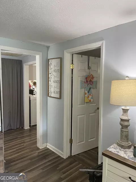 Entry Way - 4126 24th St SW, Lanett, AL 36863 photo 2 of 2