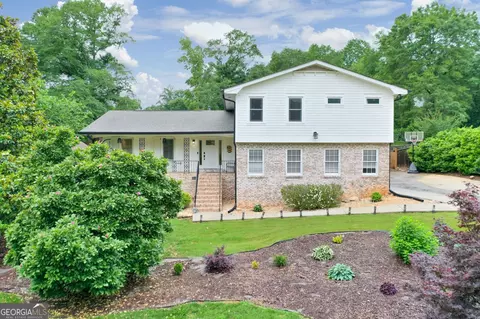 281 Lakeshore Dr NE, Marietta, GA 30067