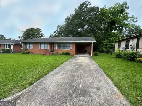 1269 James St, Macon, GA 31204
