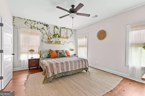 Bedroom - 19 E Murphy St, Newnan, GA 30263 photo 4 of 10