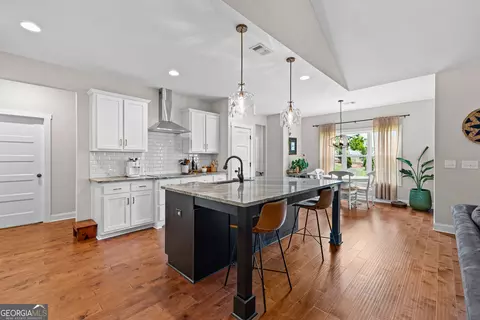 Kitchen - 19 E Murphy St, Newnan, GA 30263 photo 1 of 5