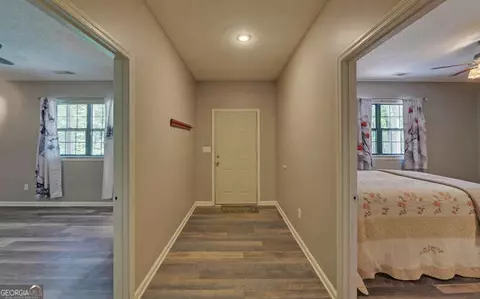 Entry Way - 270 Pheasant Mountain Rd, Toccoa, GA 30577 photo 4 of 4
