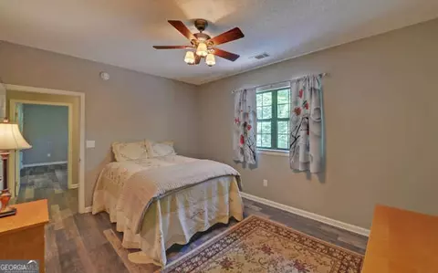 Bedroom - 270 Pheasant Mountain Rd, Toccoa, GA 30577 photo 6 of 7