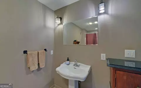 Bath - 270 Pheasant Mountain Rd, Toccoa, GA 30577 photo 1 of 3