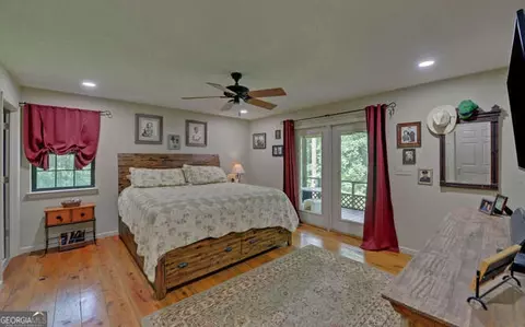 Bedroom - 270 Pheasant Mountain Rd, Toccoa, GA 30577 photo 1 of 7