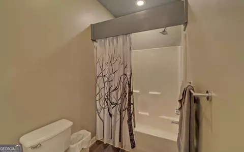 Bath - 270 Pheasant Mountain Rd, Toccoa, GA 30577 photo 3 of 3