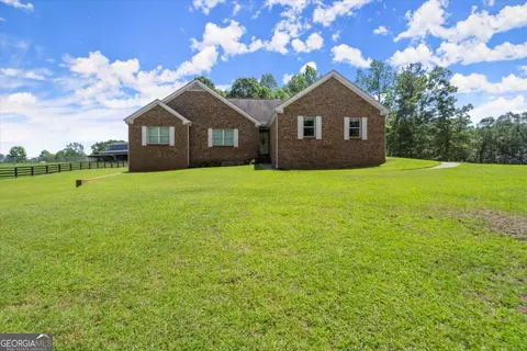 3950 Chattahoochee Rd, Cumming, GA 30041