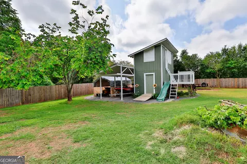 Exterior - 100 Huntcliff Ct, Lagrange, GA 30240 photo 9 of 14