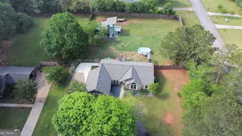 View/Area - 100 Huntcliff Ct, Lagrange, GA 30240 photo 6 of 6