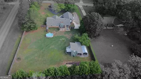 View/Area - 100 Huntcliff Ct, Lagrange, GA 30240 photo 3 of 6