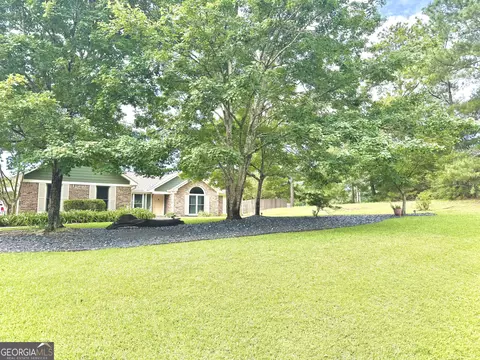 Exterior - 100 Huntcliff Ct, Lagrange, GA 30240 photo 12 of 14
