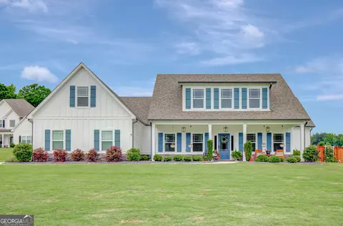 17 Sawtooth Oak Dr, Moreland, GA 30259
