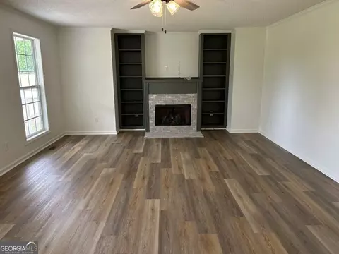 Living - 414 Kitchens Rd SW, Milledgeville, GA 31061 photo 1 of 3