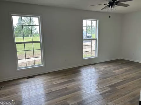 Living - 414 Kitchens Rd SW, Milledgeville, GA 31061 photo 3 of 3