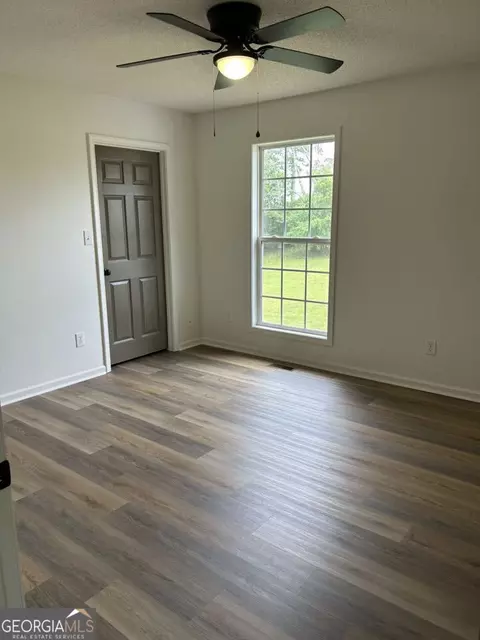 Bedroom - 414 Kitchens Rd SW, Milledgeville, GA 31061 photo 2 of 2