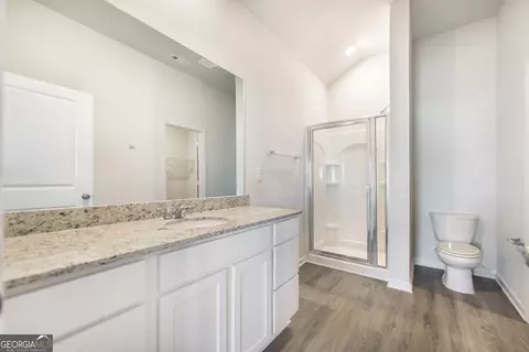 Bath - 111 Monroe Ct, Byron, GA 31008 photo 1 of 1