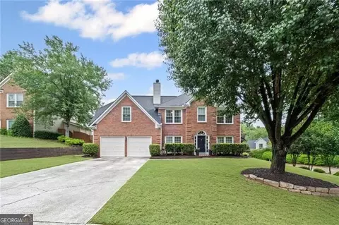 10735 Pinewalk Forest Cir, Alpharetta, GA 30022