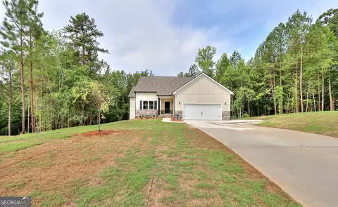 140 Genessa Ct, Mansfield, GA 30055