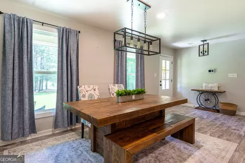 Dining - 101 Crestwood Dr, Lagrange, GA 30241 photo 1 of 1