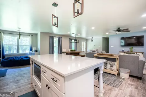 Kitchen - 101 Crestwood Dr, Lagrange, GA 30241 photo 3 of 4