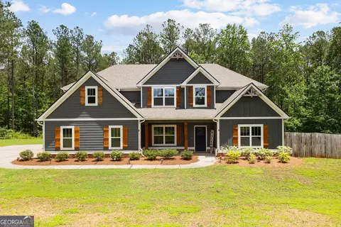 74 Riverwood Trl, Grantville, GA 30220