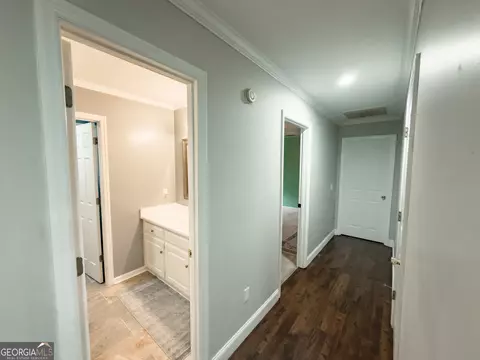 Entry Way - 930 Pointer Rd, Statesboro, GA 30461 photo 11 of 12