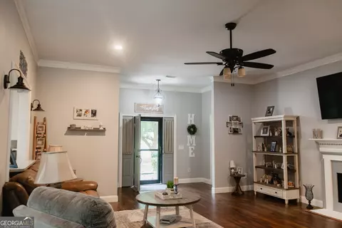 Entry Way - 930 Pointer Rd, Statesboro, GA 30461 photo 1 of 12
