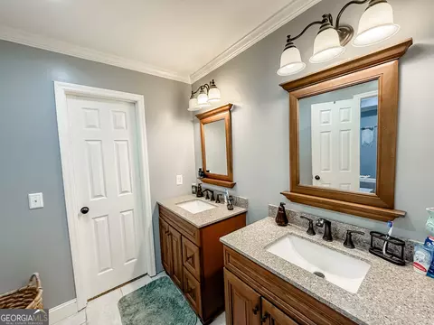 Bath - 930 Pointer Rd, Statesboro, GA 30461 photo 1 of 5