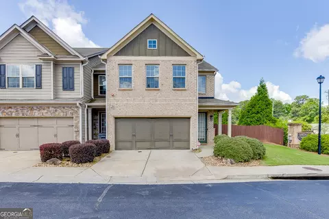 944 Spicy Oak Dr, Lawrenceville, GA 30044