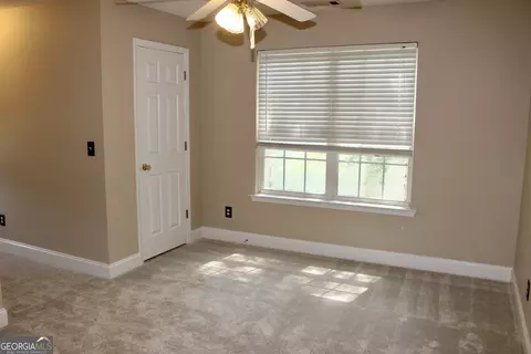 Bedroom - 303 Shane Cir, Perry, GA 31069 photo 6 of 9