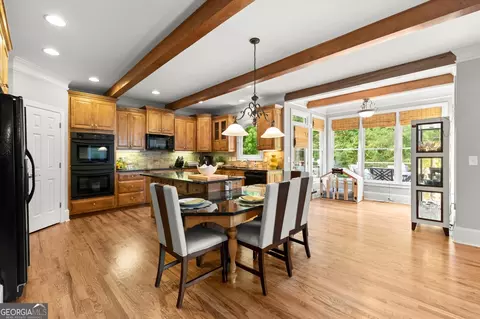 Kitchen - 979 Pathview Ct, Dacula, GA 30019 photo 4 of 7
