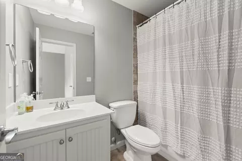Bath - 979 Pathview Ct, Dacula, GA 30019 photo 5 of 7