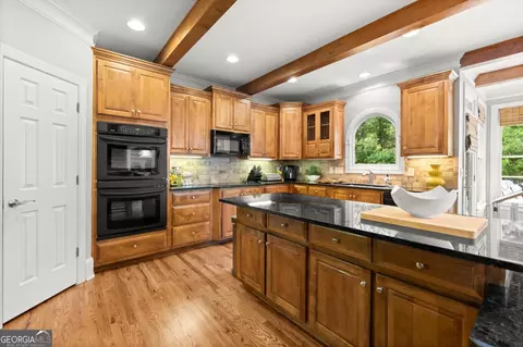 Kitchen - 979 Pathview Ct, Dacula, GA 30019 photo 5 of 7