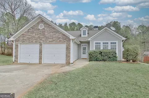 131 Meadowbrook Ln, Grantville, GA 30220
