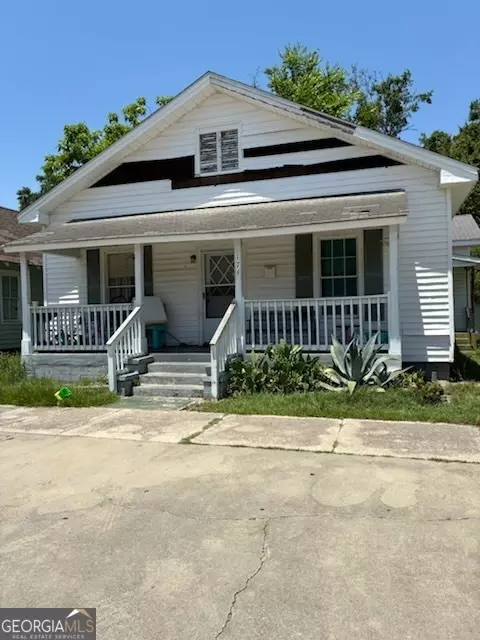 174 S Brunswick St, Jesup, GA 31546
