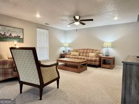 Living - 111 Warren Dr, Wedowee, AL 36278 photo 2 of 3