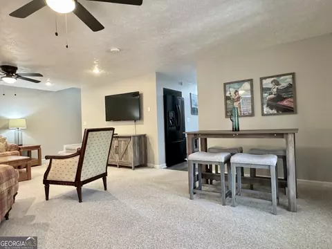 Living - 111 Warren Dr, Wedowee, AL 36278 photo 3 of 3