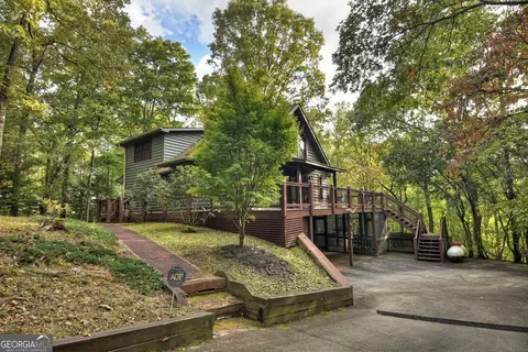 112 Songbird Ave, Blue Ridge, GA 30513