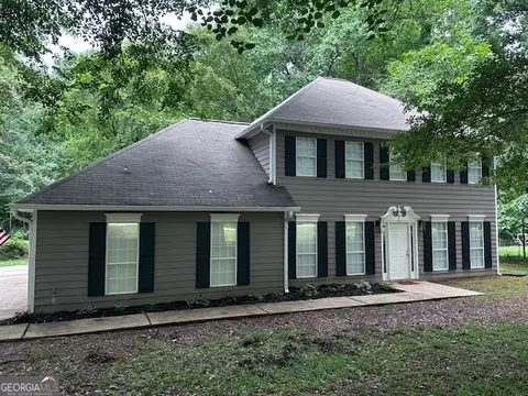 Exterior - 107 Jefferson Pl, Lagrange, GA 30240 photo 2 of 5