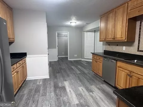 Kitchen - 107 Jefferson Pl, Lagrange, GA 30240 photo 4 of 5