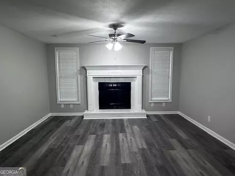 Living - 107 Jefferson Pl, Lagrange, GA 30240 photo 1 of 3