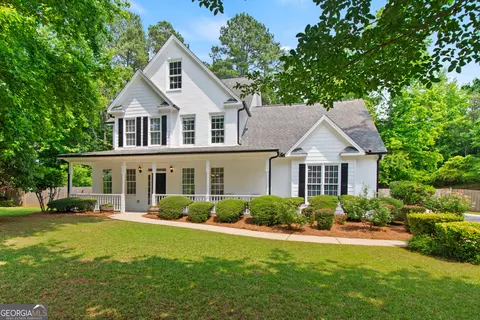 7525 Finley Dr, Gainesville, GA 30506