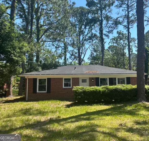 1408 Bethune St, Waycross, GA 31501