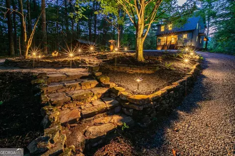 130 Pink Branch Trce, Ellijay, GA 30536