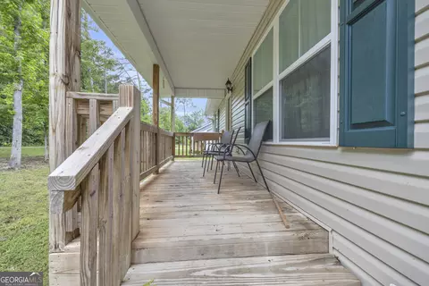 Exterior - 1861 Skyline Dr, Toccoa, GA 30577 photo 3 of 5